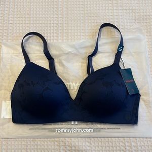 Tommy John Second Skin Comfort Lace Lightly Lined Wireless Bra